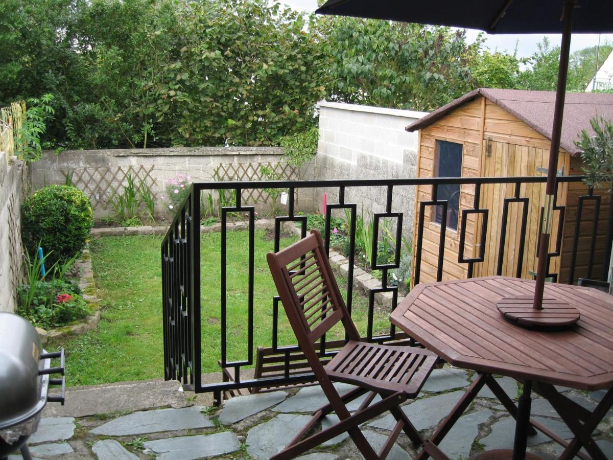 Spacious Quentoinise Town House Saint-Quentin  Zewnętrze zdjęcie