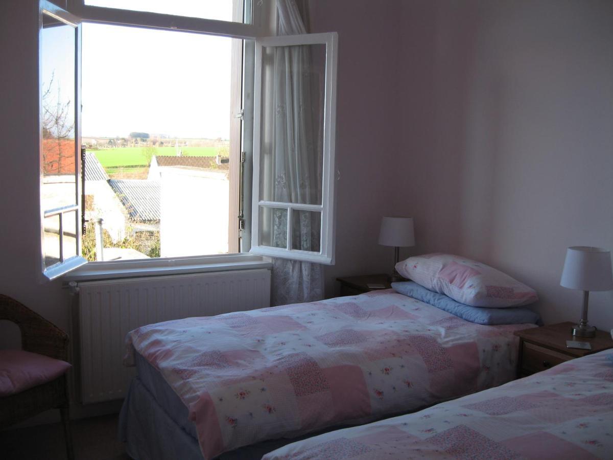 Spacious Quentoinise Town House Saint-Quentin  Zewnętrze zdjęcie